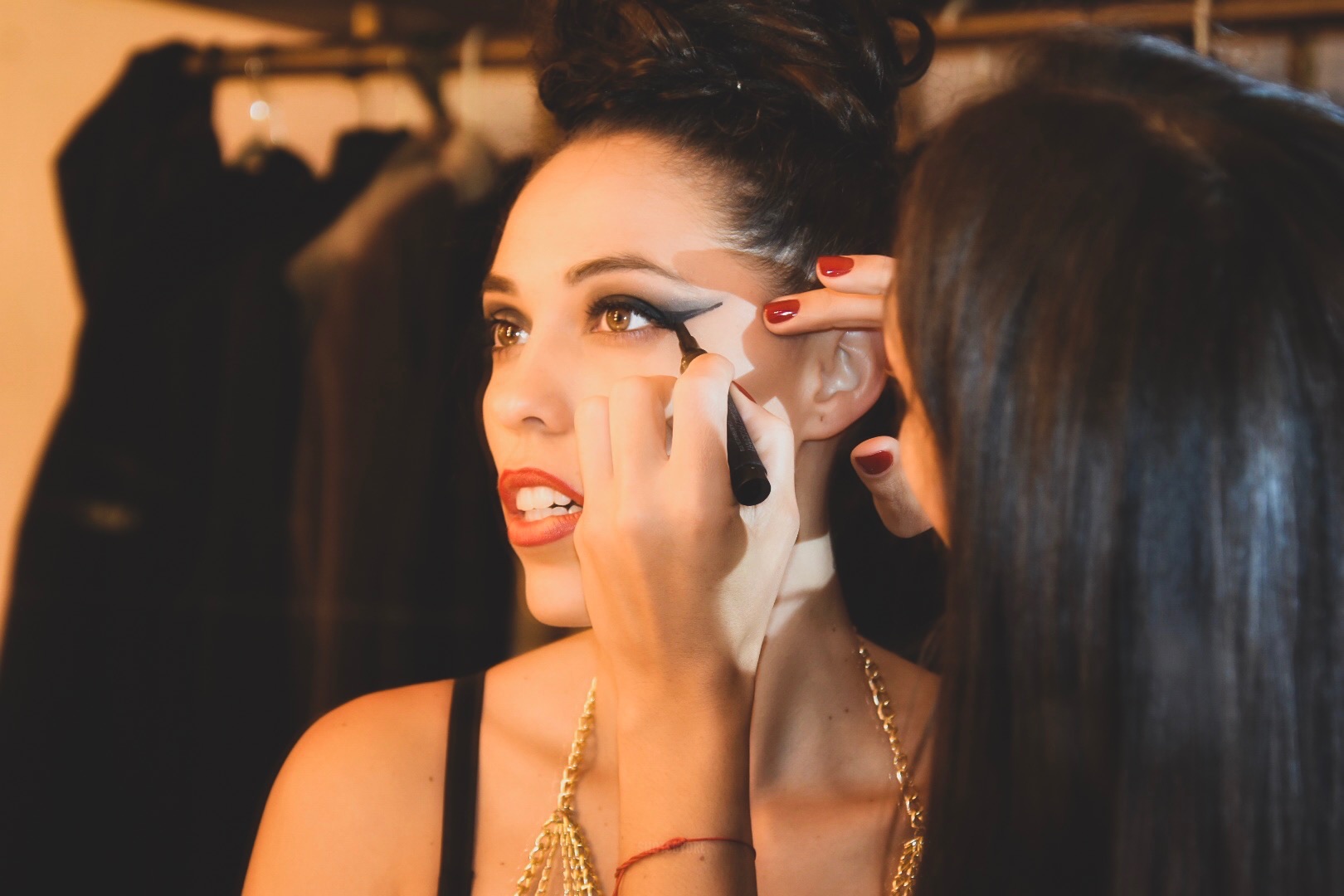 Services Aura Entertainment